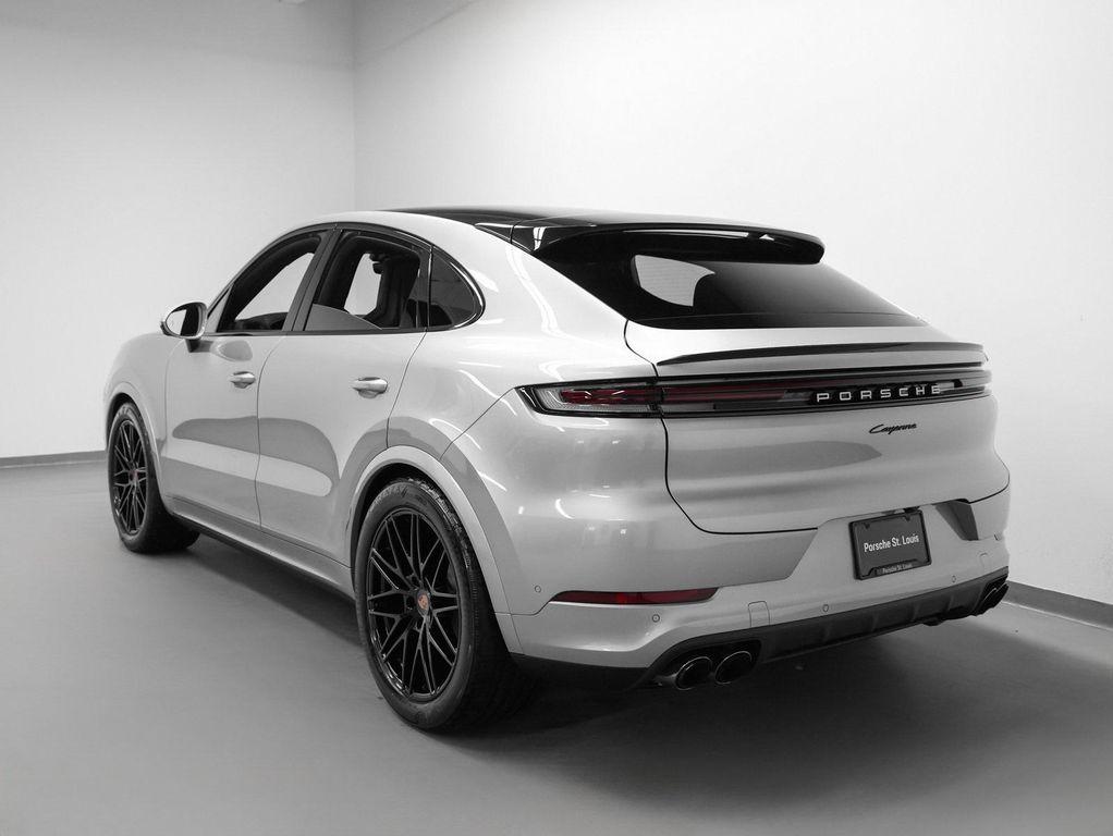 new 2026 Porsche Cayenne car, priced at $122,790