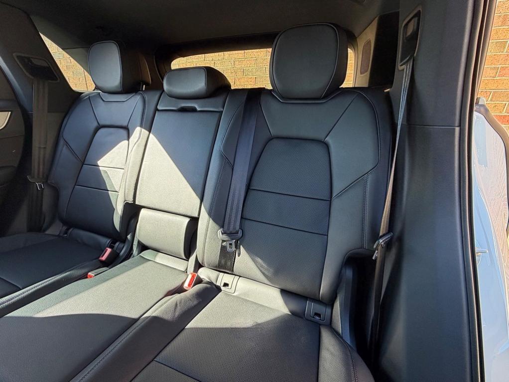 used 2025 Porsche Cayenne car, priced at $86,899