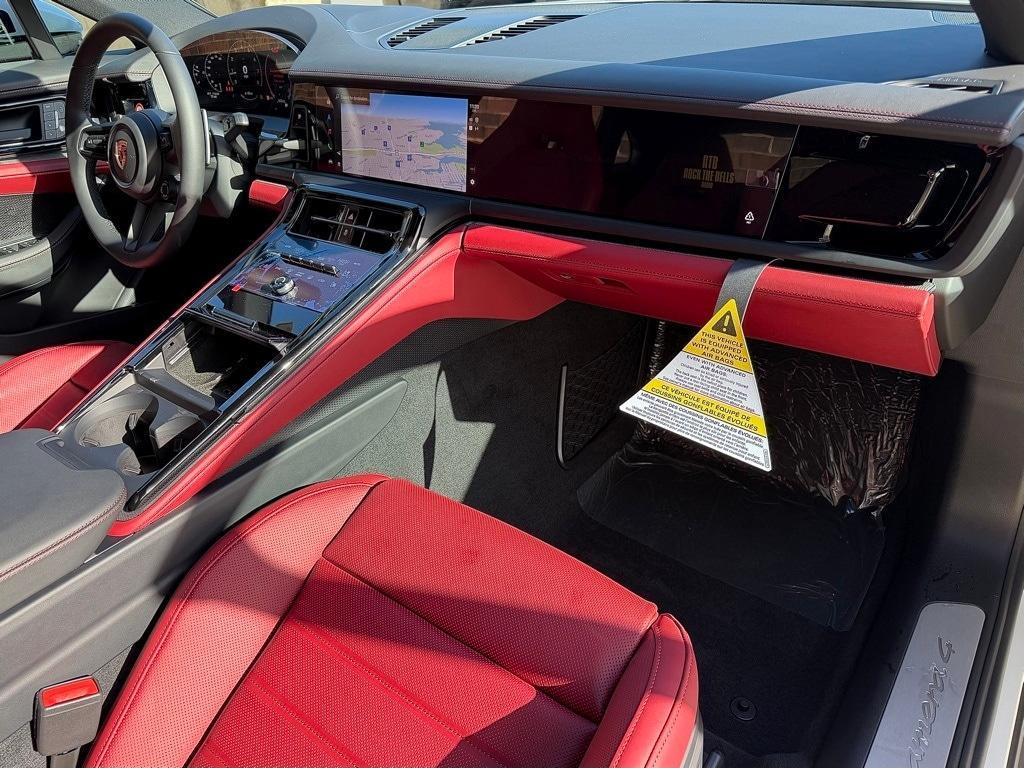 new 2026 Porsche Panamera car