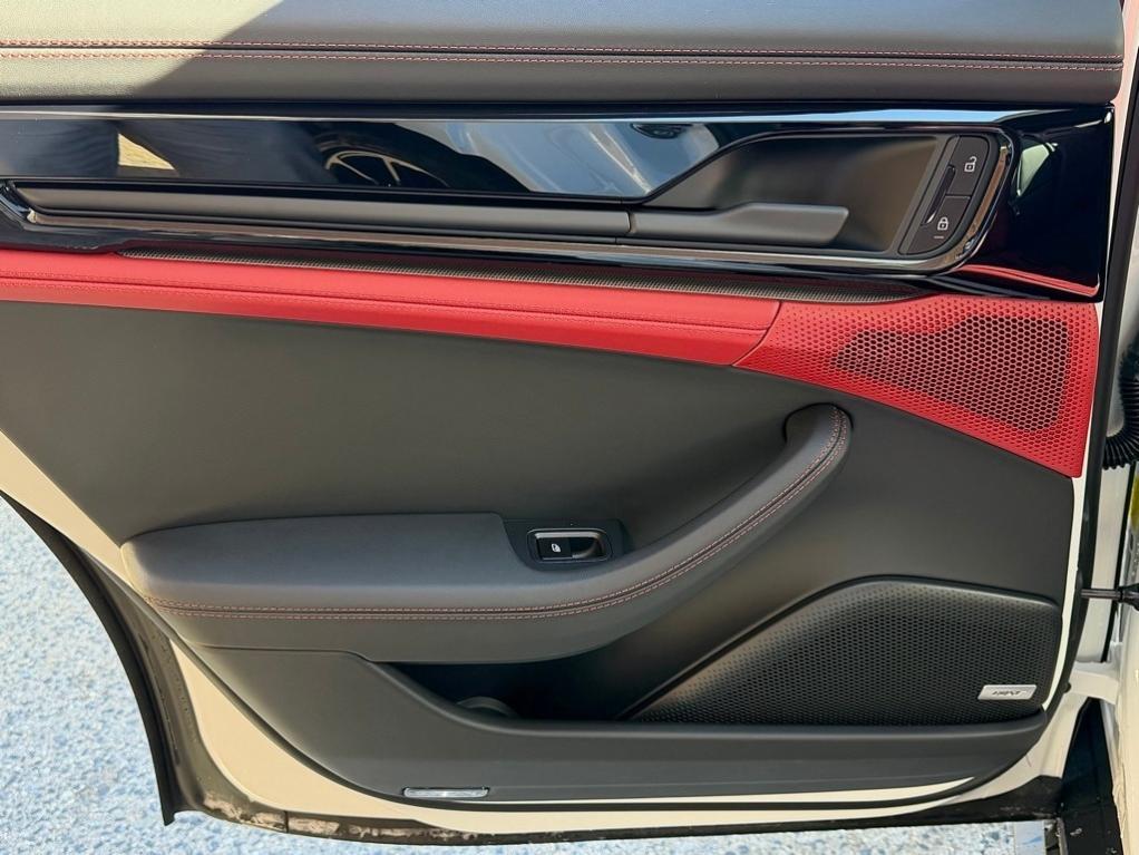 new 2026 Porsche Panamera car