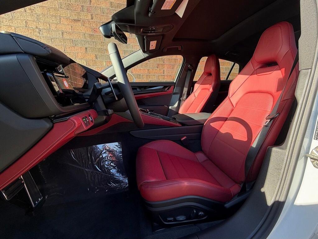 new 2026 Porsche Panamera car