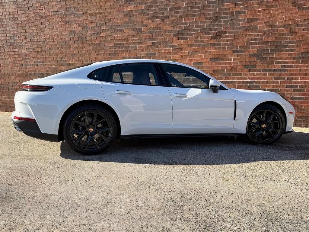 new 2026 Porsche Panamera car