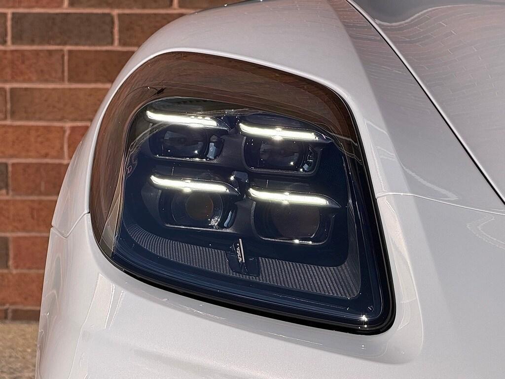 new 2026 Porsche Panamera car, priced at $148,380