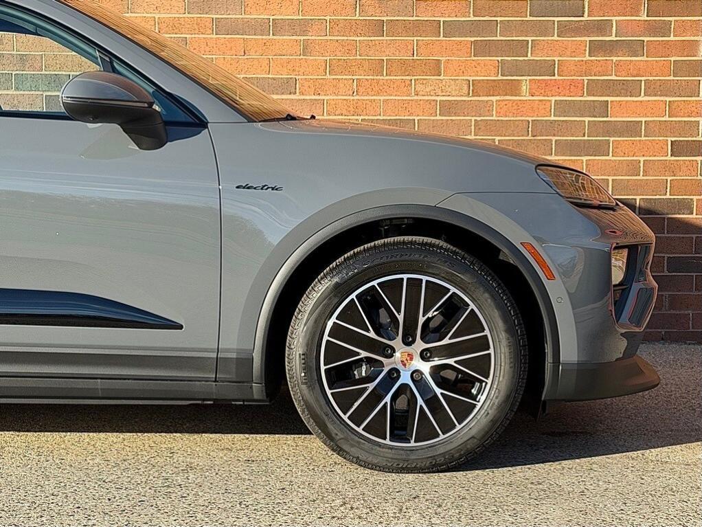 new 2025 Porsche Macan car, priced at $96,975
