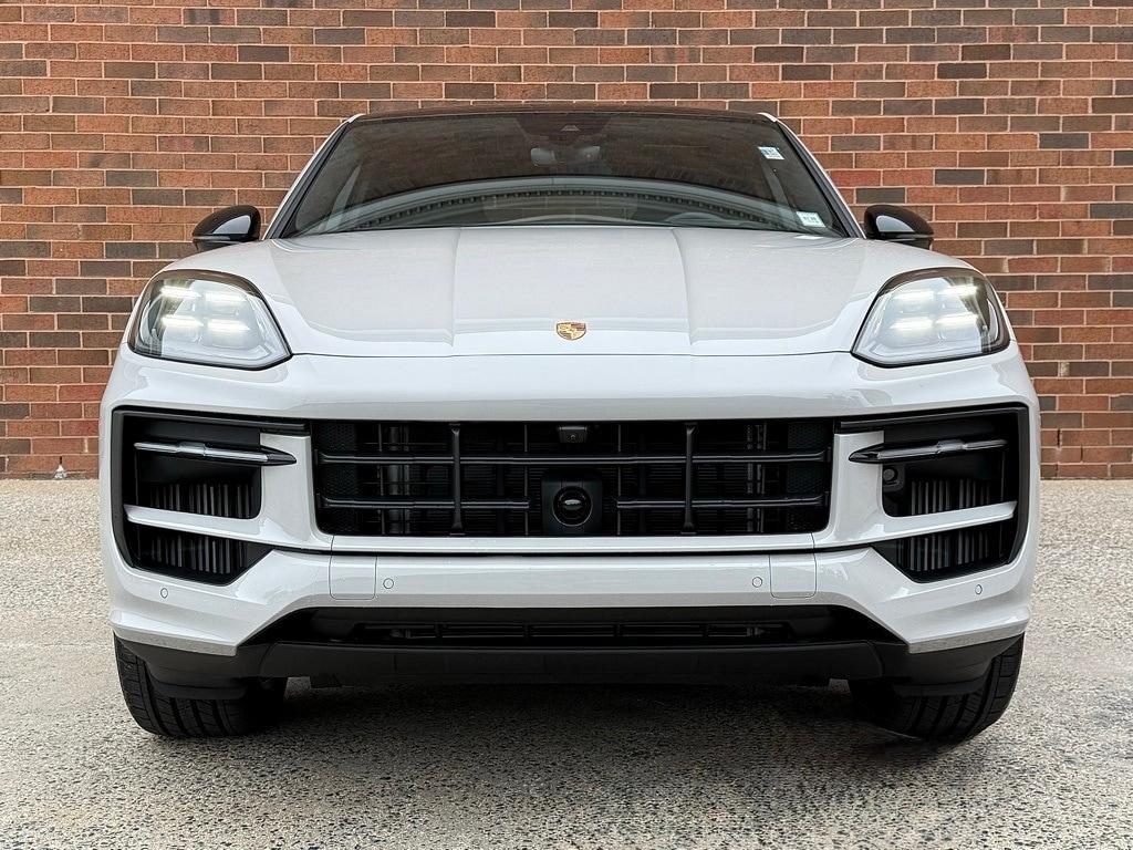 new 2025 Porsche Cayenne car, priced at $143,405