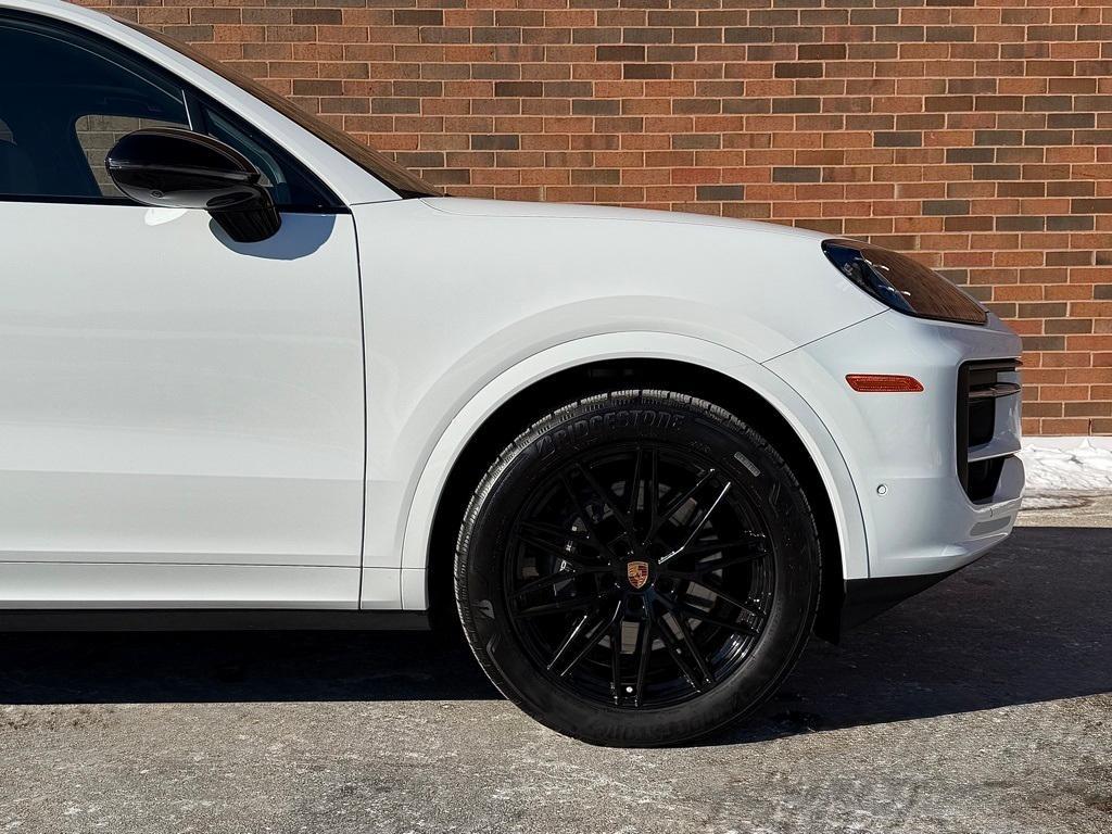 used 2025 Porsche Cayenne car, priced at $90,191
