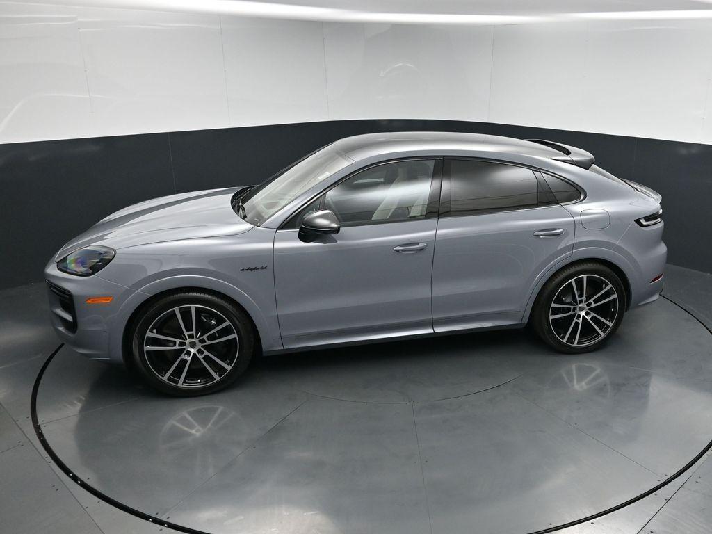 new 2026 Porsche Cayenne car, priced at $213,275