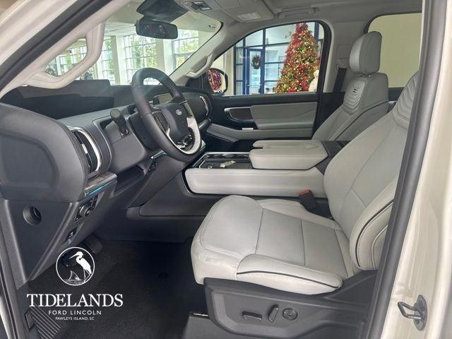 new 2025 Ford Expedition car, priced at $91,485