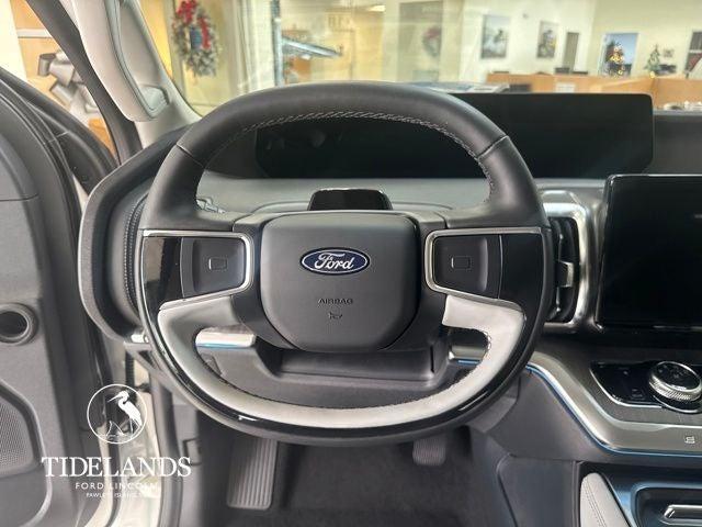 new 2025 Ford Expedition car, priced at $91,485