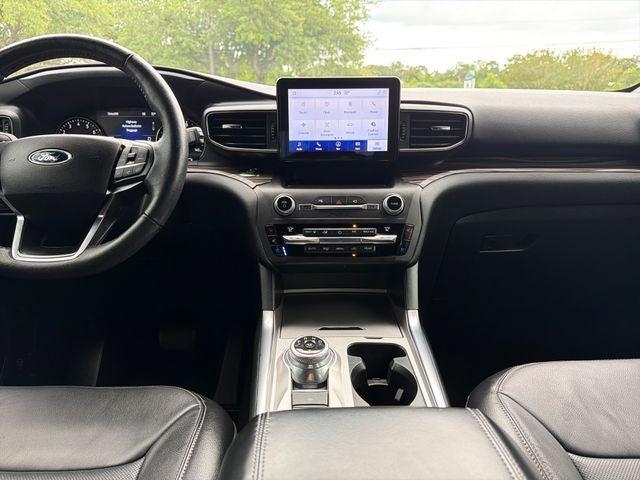 used 2020 Ford Explorer car