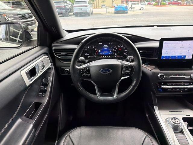 used 2020 Ford Explorer car