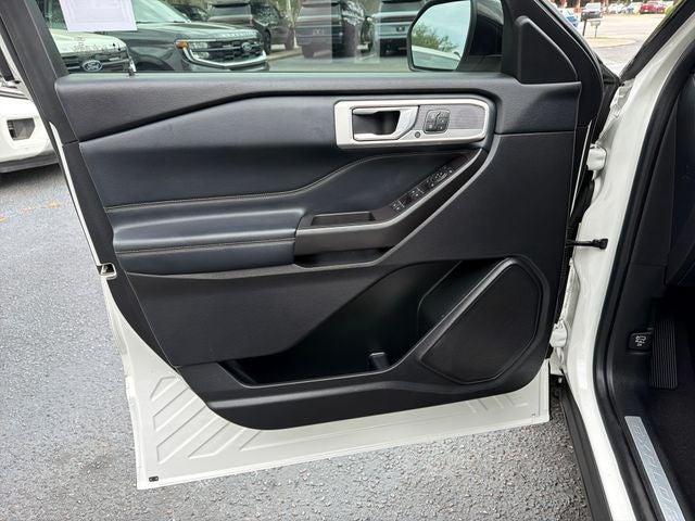 used 2020 Ford Explorer car