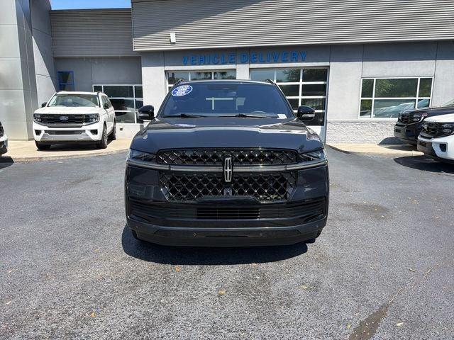 used 2025 Lincoln Navigator car