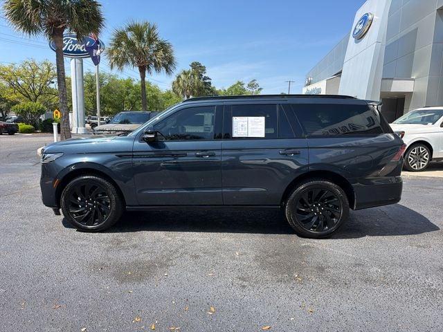 used 2025 Lincoln Navigator car