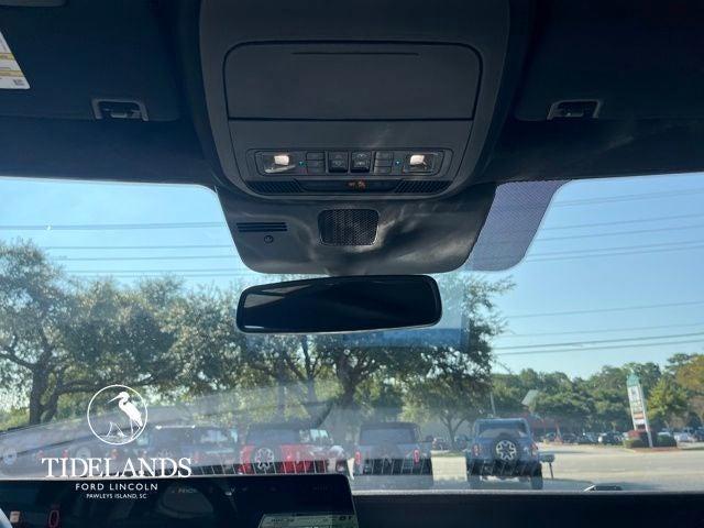 new 2025 Ford Expedition car, priced at $82,450