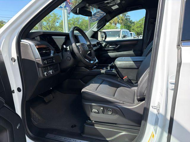 used 2025 GMC Yukon car