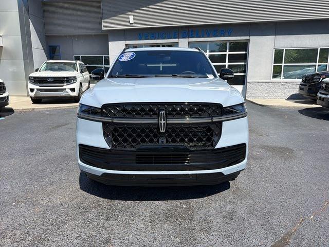 used 2025 Lincoln Navigator car