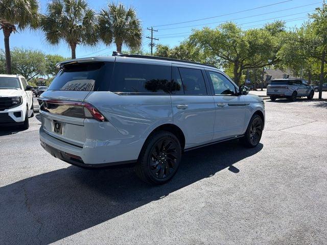 used 2025 Lincoln Navigator car