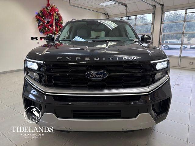 new 2025 Ford Expedition car, priced at $90,985