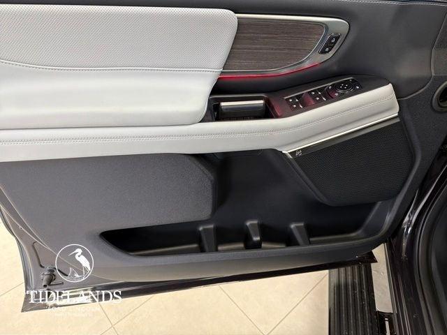 new 2025 Ford Expedition car, priced at $90,985