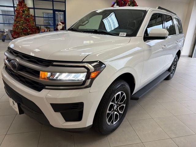 used 2024 Ford Expedition car, priced at $48,500