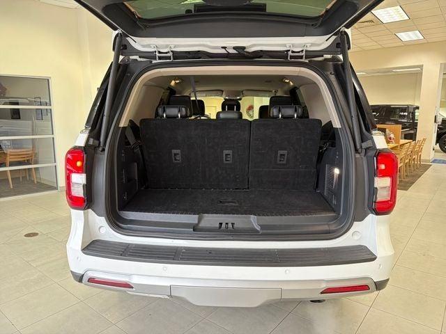 used 2024 Ford Expedition car, priced at $48,500