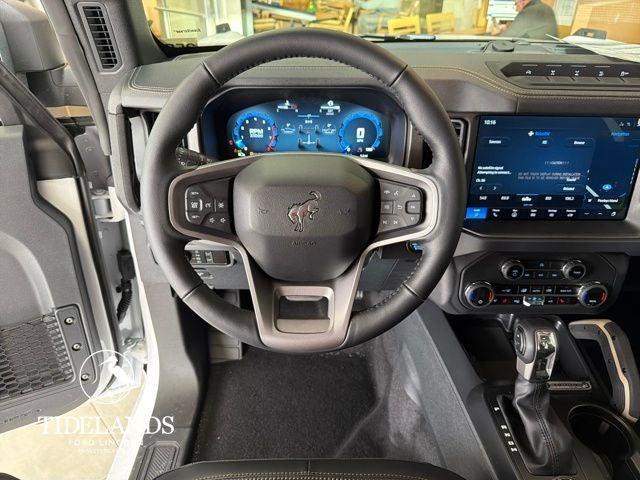 new 2025 Ford Bronco car