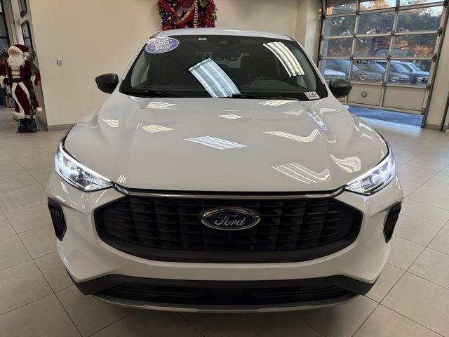 used 2025 Ford Escape car, priced at $20,995