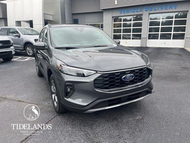 new 2025 Ford Escape car, priced at $32,995