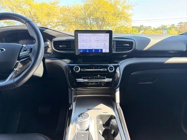 used 2023 Ford Explorer car