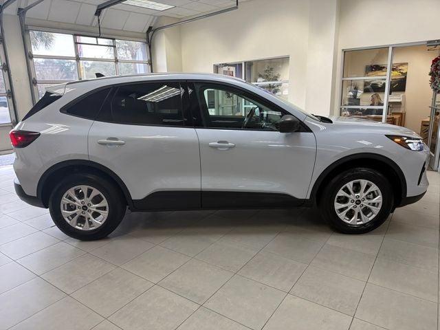 used 2025 Ford Escape car, priced at $21,995