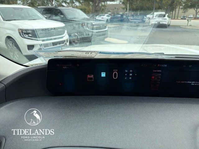 new 2026 Ford Expedition car, priced at $75,590