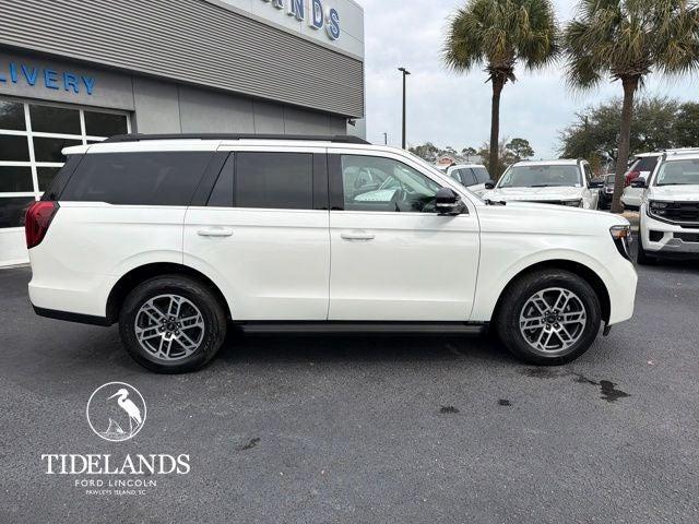 new 2026 Ford Expedition car, priced at $75,590