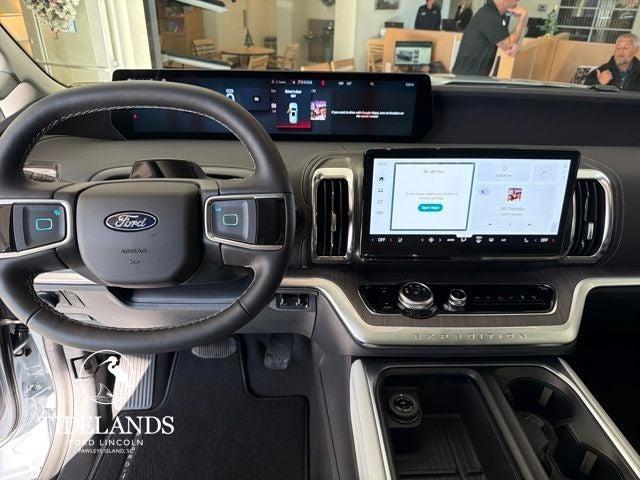 new 2026 Ford Expedition car, priced at $93,155