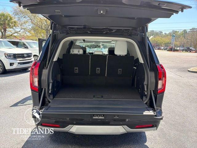 new 2026 Ford Expedition car