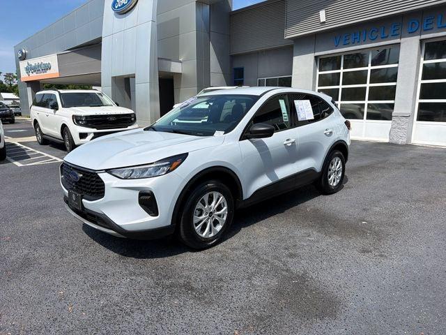 used 2025 Ford Escape car