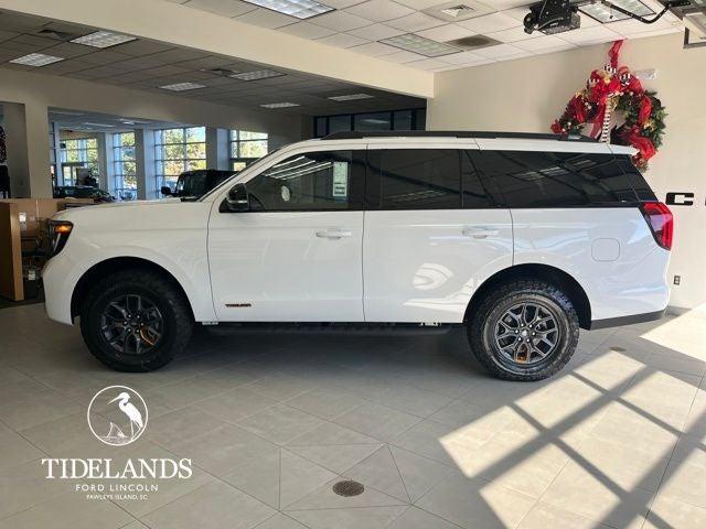 new 2025 Ford Expedition car, priced at $86,180