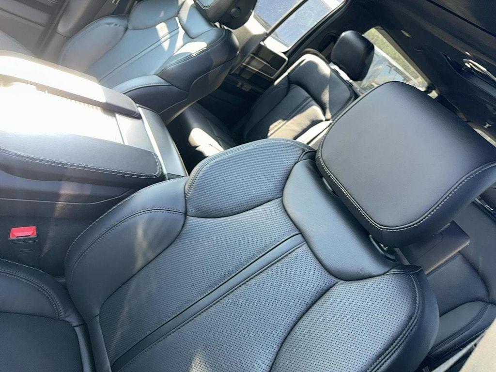 new 2026 Jeep Grand Wagoneer L car, priced at $89,665