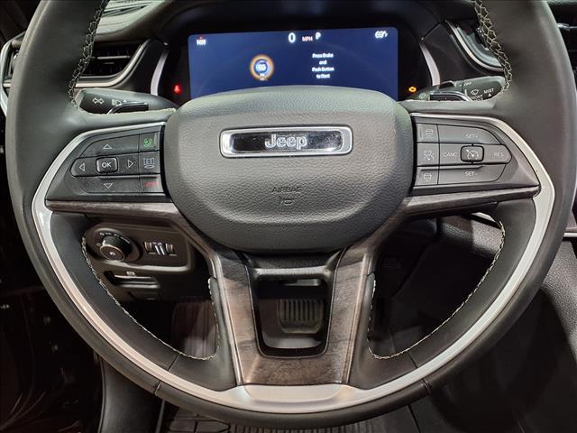 used 2024 Jeep Grand Cherokee car, priced at $37,594