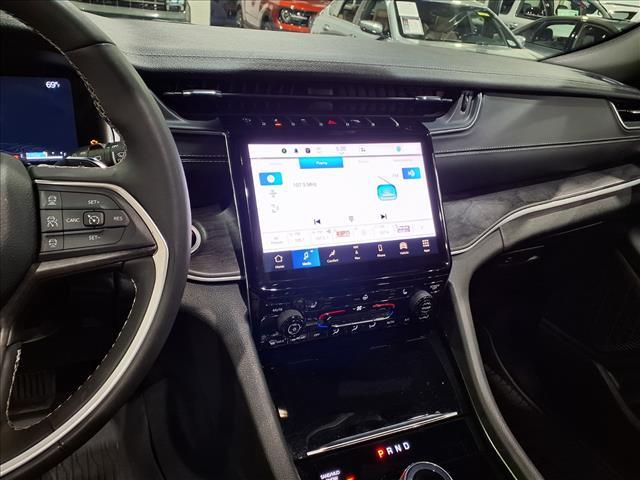 used 2024 Jeep Grand Cherokee car, priced at $37,594