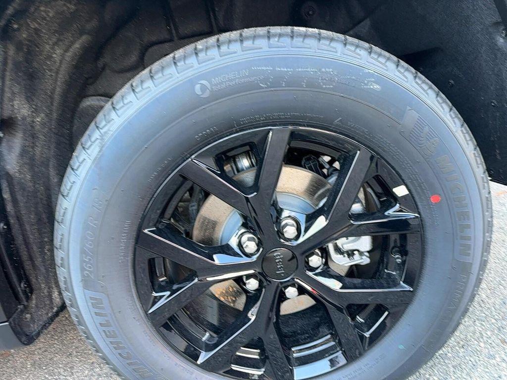 new 2026 Jeep Grand Cherokee car, priced at $48,750