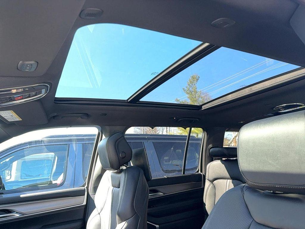 new 2026 Jeep Grand Wagoneer L car, priced at $89,665