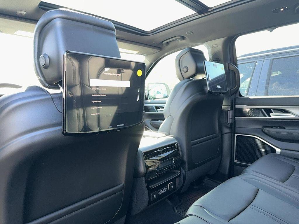 new 2026 Jeep Grand Wagoneer L car, priced at $89,665