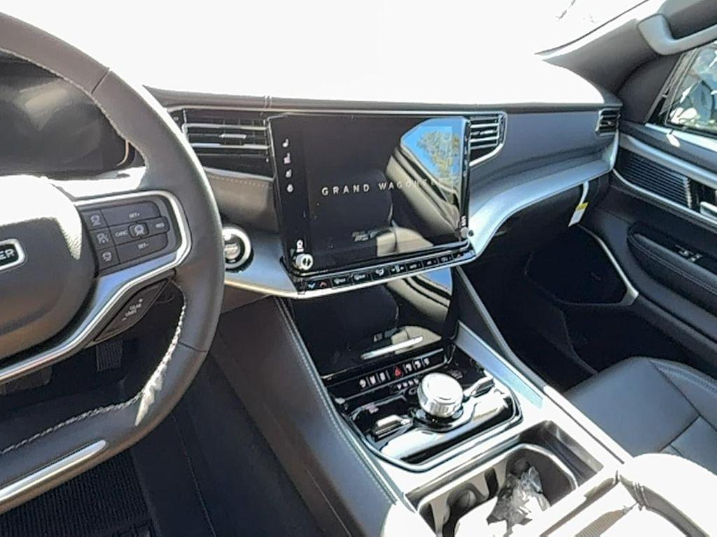 new 2026 Jeep Grand Wagoneer L car, priced at $89,665