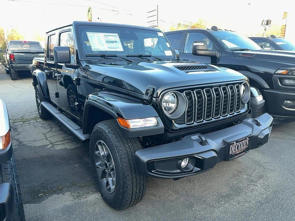 new 2026 Jeep Gladiator car, priced at $55,190