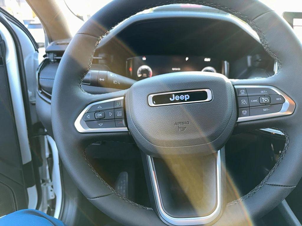 new 2026 Jeep Compass car, priced at $40,025