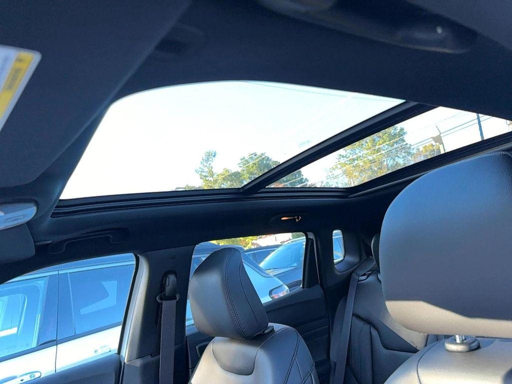 new 2026 Jeep Compass car, priced at $40,025