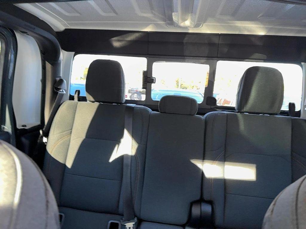 new 2026 Jeep Gladiator car, priced at $55,190