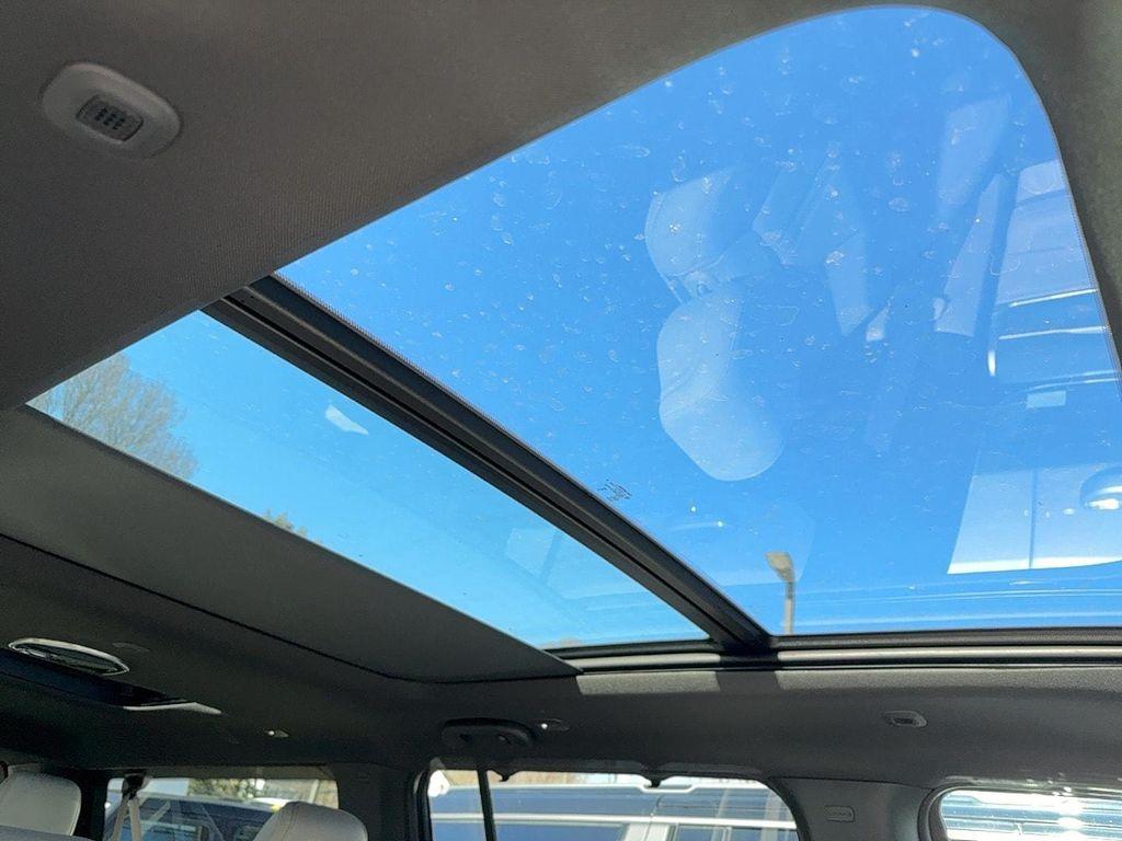 new 2026 Jeep Grand Wagoneer L car, priced at $89,665