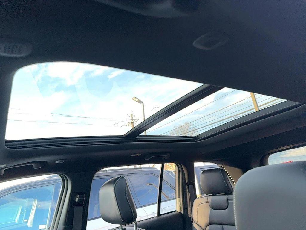 new 2026 Jeep Grand Cherokee car, priced at $56,600